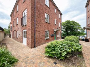 Photo 26- click for photo gallery